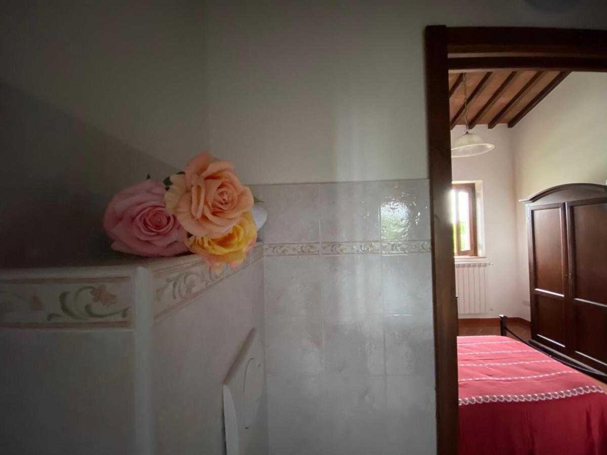 Masso Alle Rose Di Santarsiero Serena مونتايون المظهر الخارجي الصورة