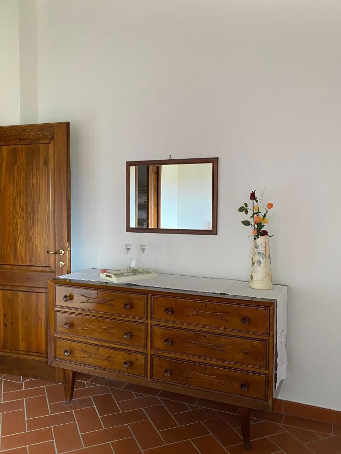 Masso Alle Rose Di Santarsiero Serena مونتايون المظهر الخارجي الصورة