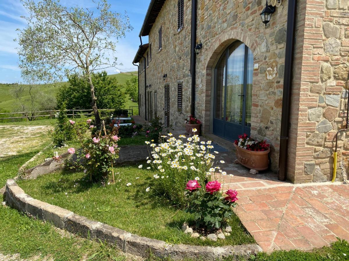 Masso Alle Rose Di Santarsiero Serena مونتايون المظهر الخارجي الصورة
