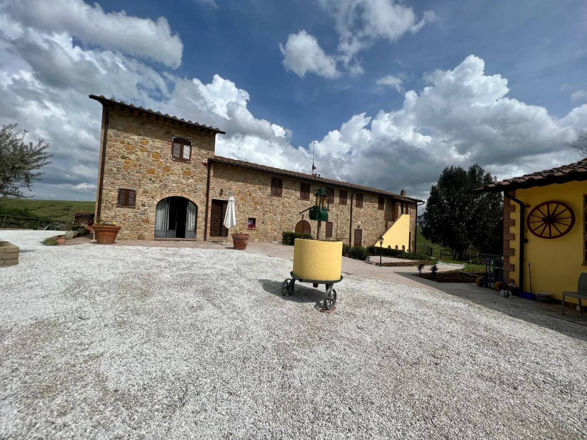 Masso Alle Rose Di Santarsiero Serena مونتايون المظهر الخارجي الصورة